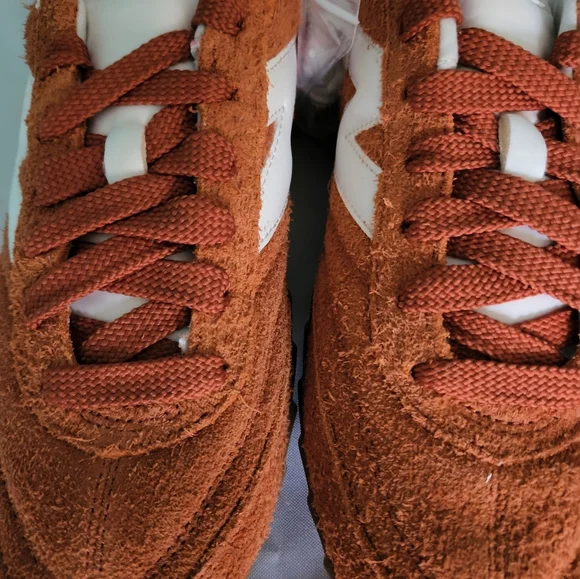 New Balance RC30 - Picture 10 of 12